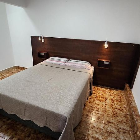 Apart Candioti Departamentos 伊瓜苏港 外观 照片