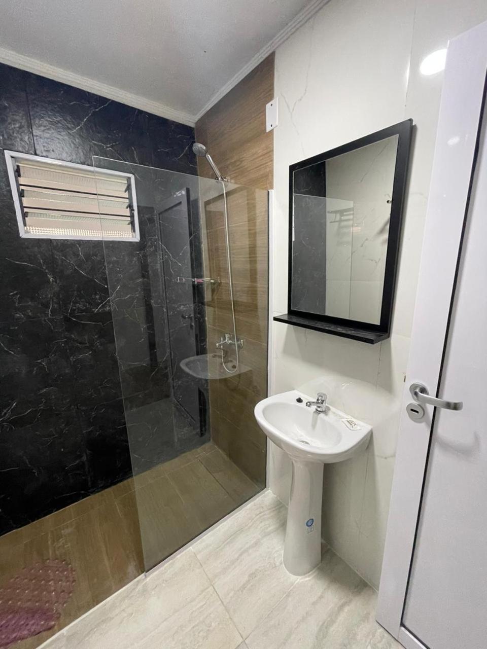 Apart Candioti Departamentos 伊瓜苏港 外观 照片