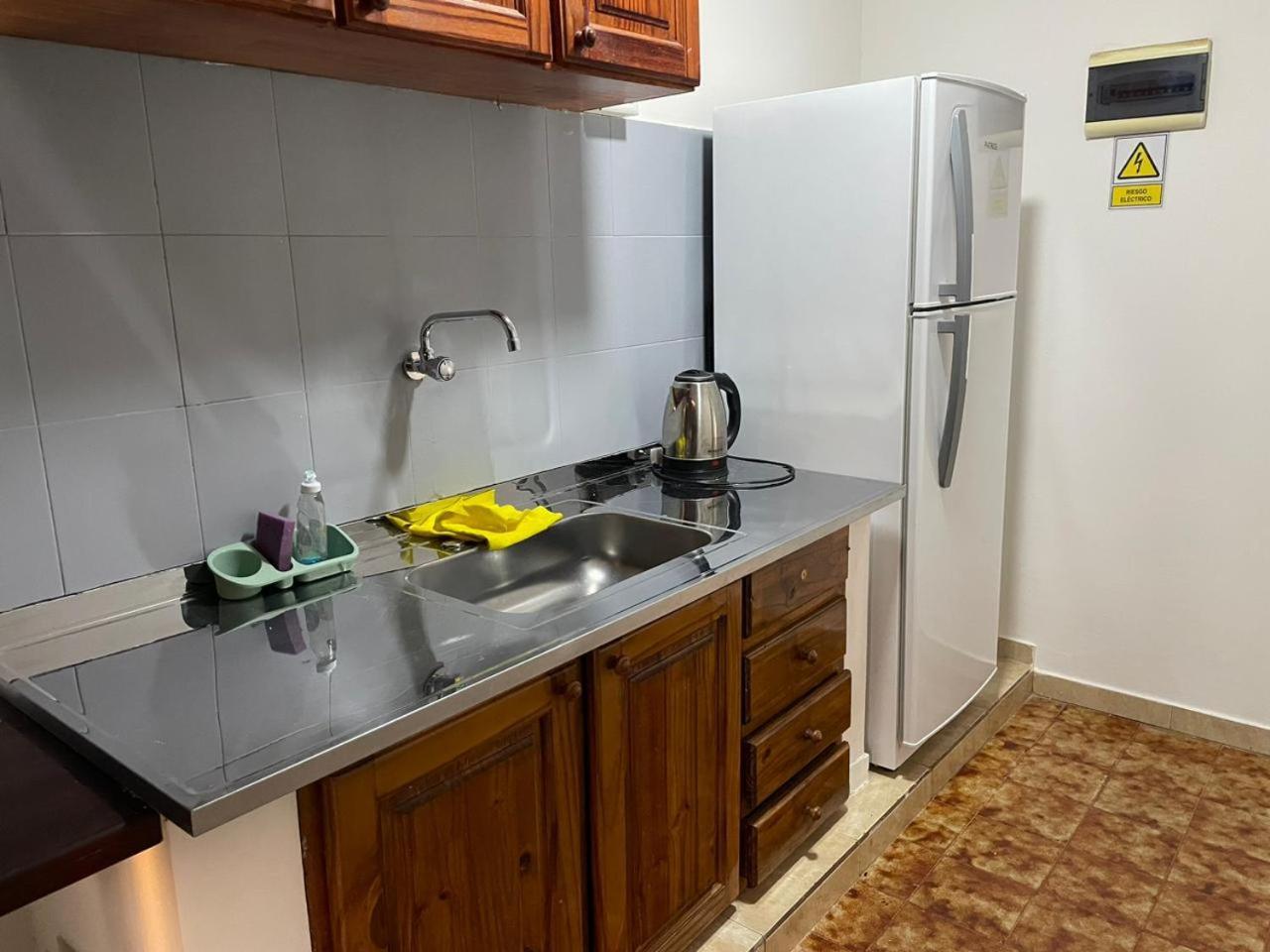 Apart Candioti Departamentos 伊瓜苏港 外观 照片